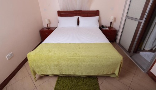 Standard Studio Suite, Garden View