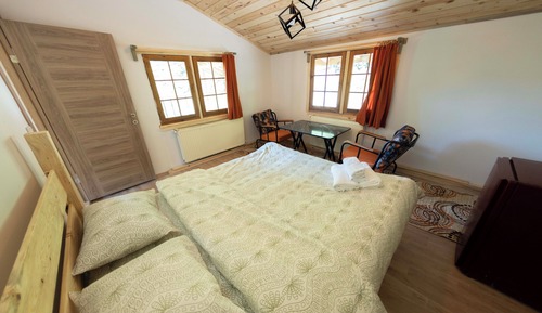 Basic Room, Garden View
