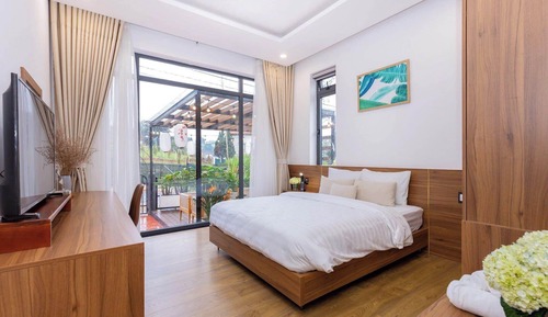 Standard Double Room, Hill View