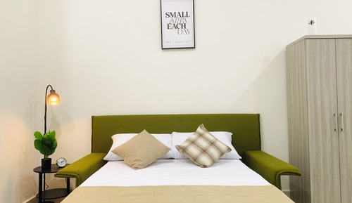 Deluxe Studio Suite, Pool View