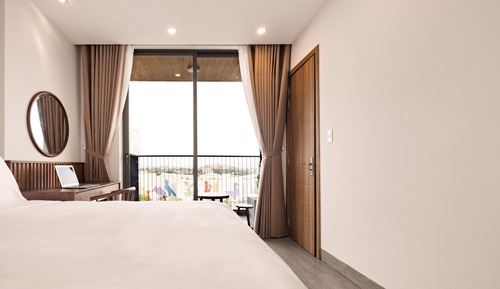 Deluxe Apartment, City View