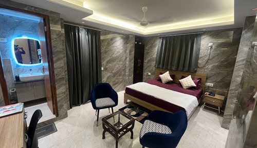 Deluxe Double Room, City View
