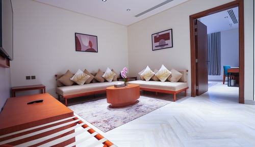Luxury Suite