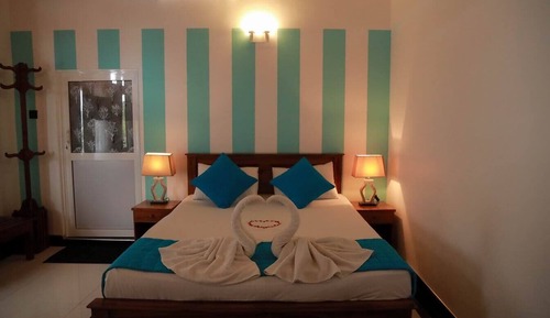 Basic Double or Twin Room, Garden View