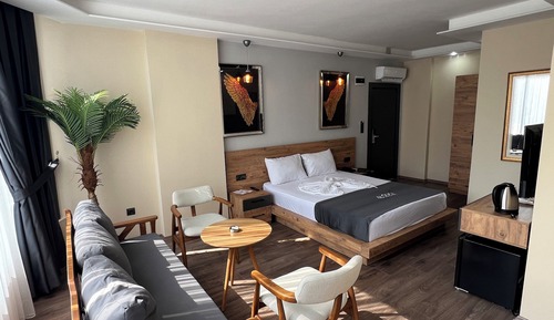Elite Room