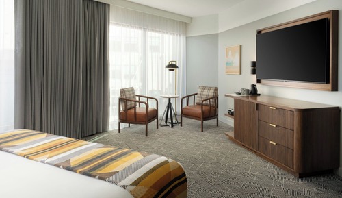 Studio Suite, 1 King Bed, Non Smoking, Tower