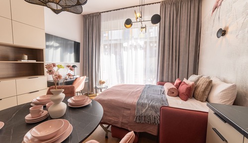 City Apartment, 1 Queen Bed with Sofa bed