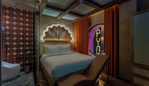 Junior Double Room