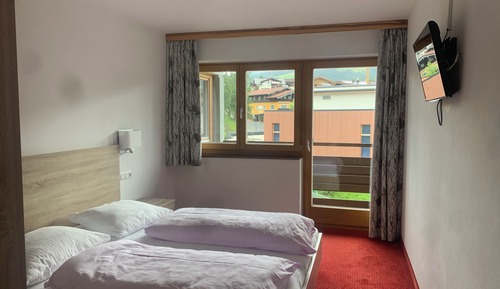 Family Apartment, Balcony, Mountain View
