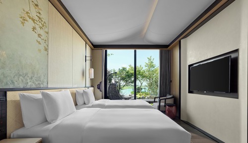 Lakefront two-bedroom pool villa