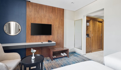 Deluxe Suite