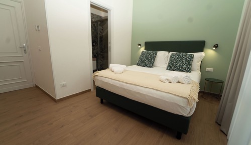 Deluxe Room, City View