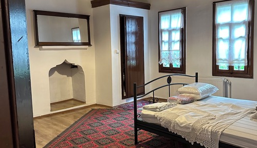 Classic Room, Courtyard View