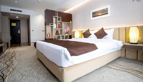 Junior Suite, City View