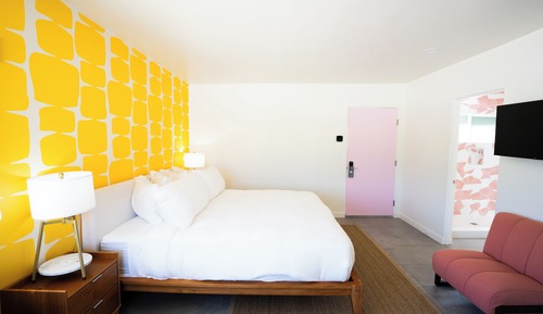 Superior Room, 1 King Bed with Sofa bed, Kitchenette, Pool View