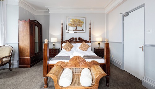 Superior Double Room, Ensuite, Sea View