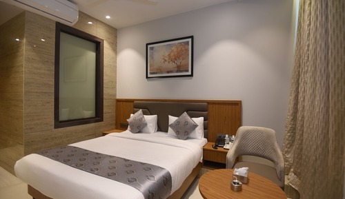 Executive Room, City View