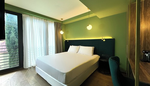 Superior Double Room, City View