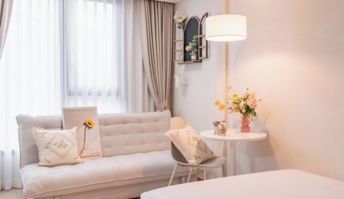 City Studio Suite (Higher Floor)
