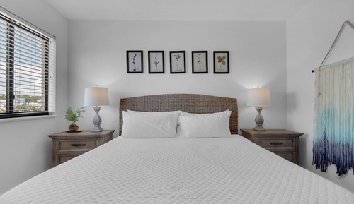 Condo, Multiple Beds, Patio, Partial Ocean View (Emerald Hill 30)