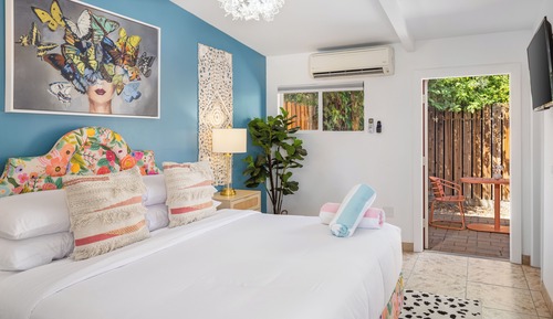 Studio Suite (The Taylor Suite)