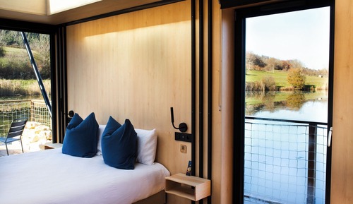 Lodge Sur L'Eau