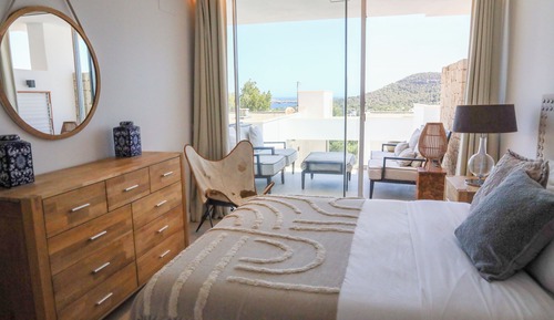 Master Two Bedroom Suite with Private Terrace & Sea View & Shared Pool