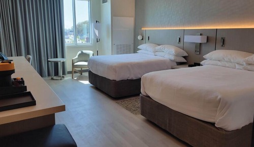 Riverview Two Queen Room