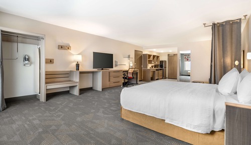 Studio, 1 King Bed, Accessible, Bathtub (Mobility & Hearing)