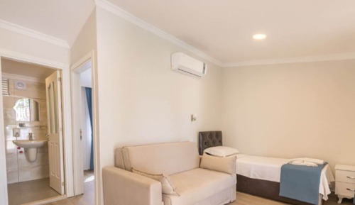 Comfort Suite, Multiple Beds, Non Smoking, Garden View