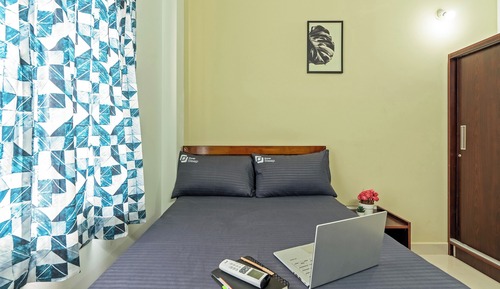 One Bedroom Apartment