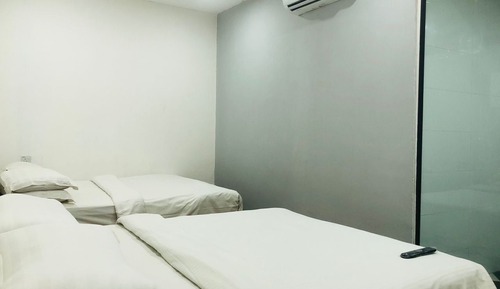 Family Quadruple Room, 2 Queen Beds