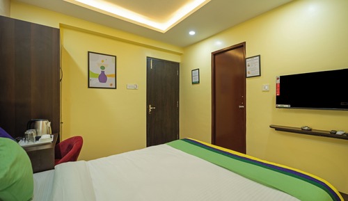 Economy Room
