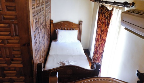 Grand Quadruple Room, City View