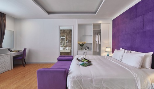 Signature Suite, 1 Bedroom, Bathtub, Executive Level