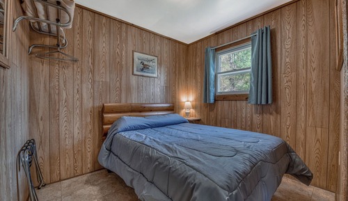 Cabin 10