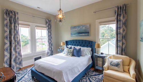 Premium Suite, 1 Queen Bed, Private Bathroom, City View