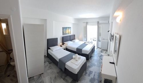 Basic Triple Room, Garden View