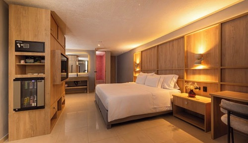 Superior Room, 1 King Bed