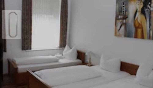 Basic Triple Room