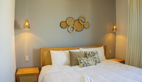 MASTER SUITE CON JACUZZI PRIVADO  Y VISTA A LA JUNGLA