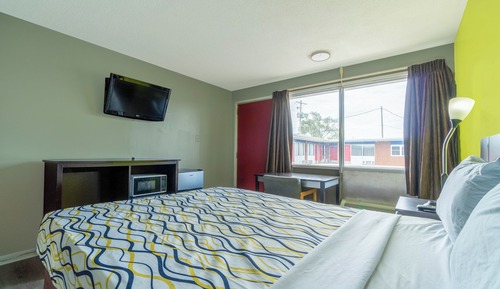 Standard Room, 1 Queen Bed, Smoking