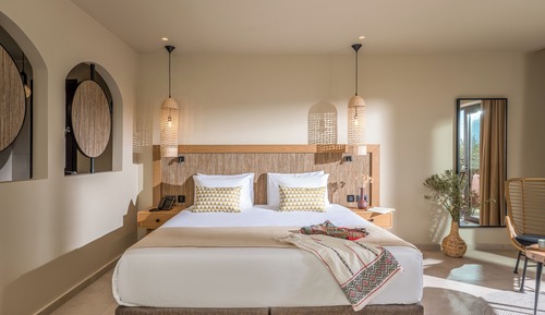 Suite, Sea View