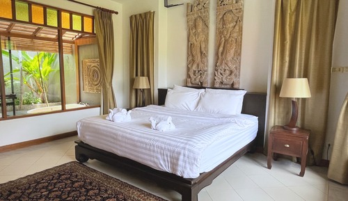 Deluxe Villa, 1 King Bed with Sofa bed, Kitchen, Pool View
