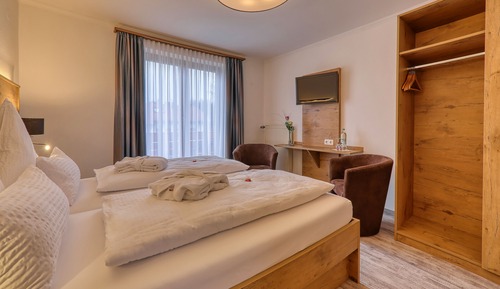 Classic Double Room
