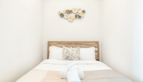 Honeymoon Apartment