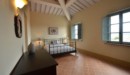 Club Apartment