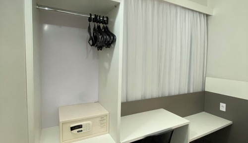 Basic Twin Room, City View