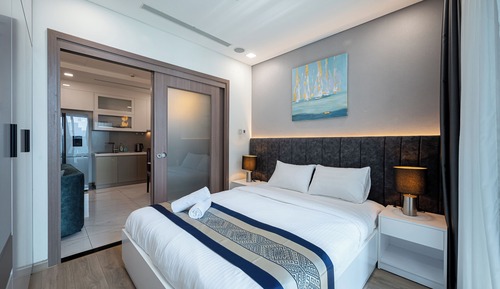 Deluxe Apartment