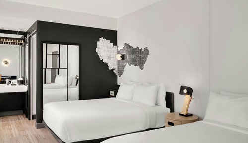 Room, 2 Queen Beds